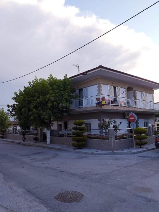 Konstantinos-Elli Rooms Vrasná Esterno foto
