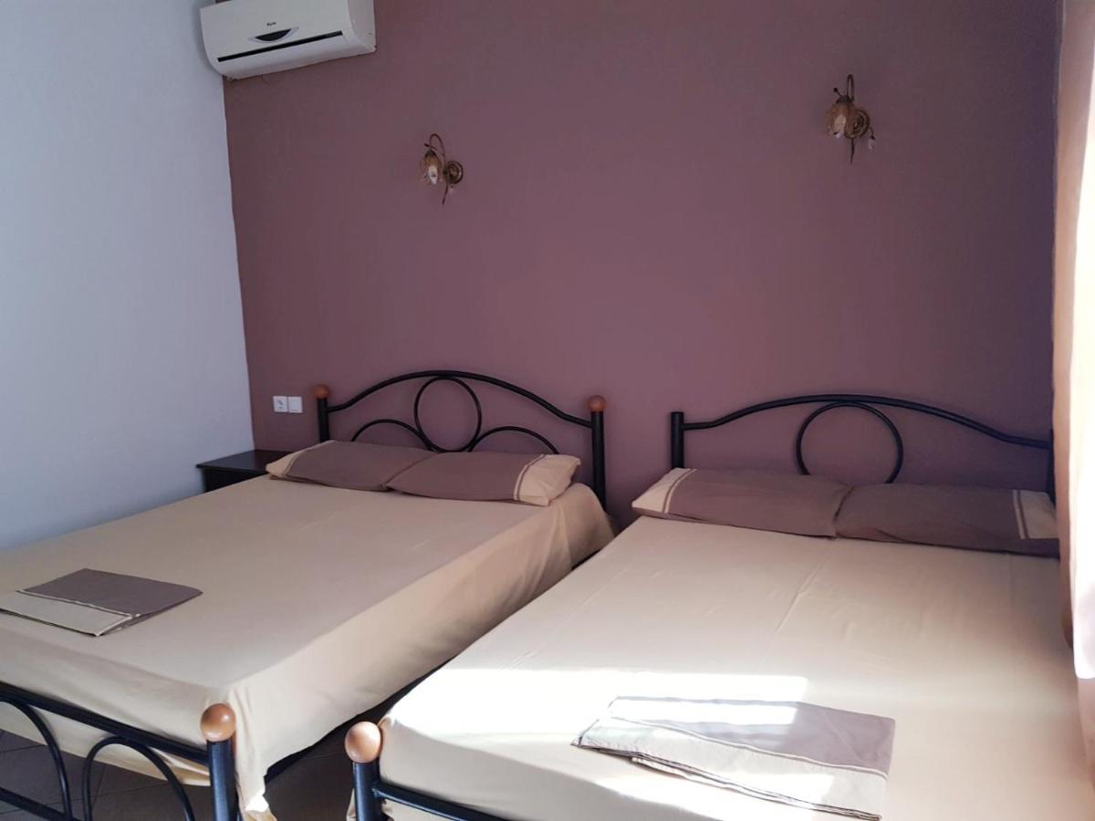 Konstantinos-Elli Rooms Vrasná Esterno foto