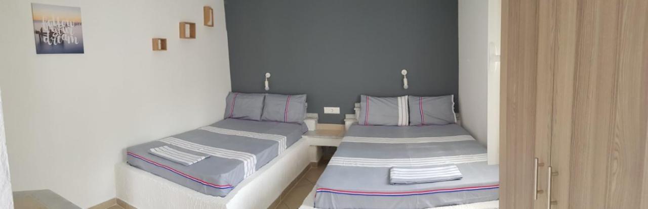 Konstantinos-Elli Rooms Vrasná Esterno foto
